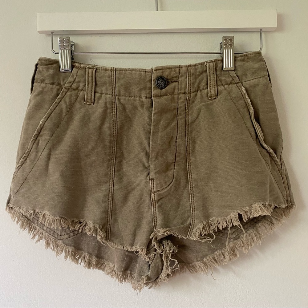 Free People Button Fly Distressed Cutoff Olive/Tan/Khaki Cargo Shorts 0 / XS /24